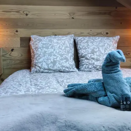 Lumen Wood בית נופש