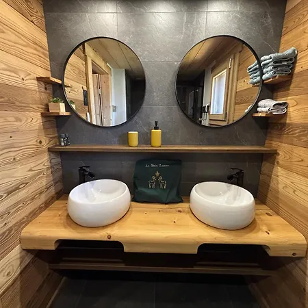 בית נופש Lumen Wood לה ברסה